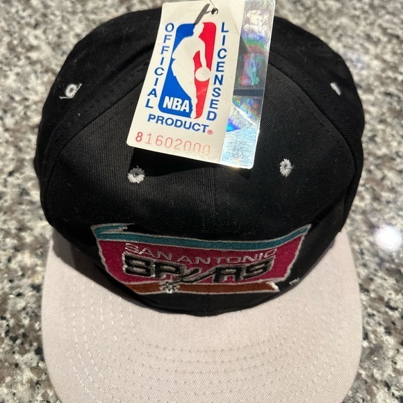 Vintage San Antonio Spurs AJD Licensed NFL Rare Green Bill SnapbackHat 90s Tags - Picture 12 of 16
